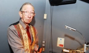 dj derek